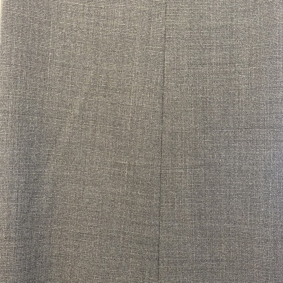 Men’s suit in gray colored by Michael Strahan. - Picture 10 of 13